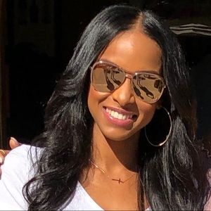 Meet your Posher, Ashley